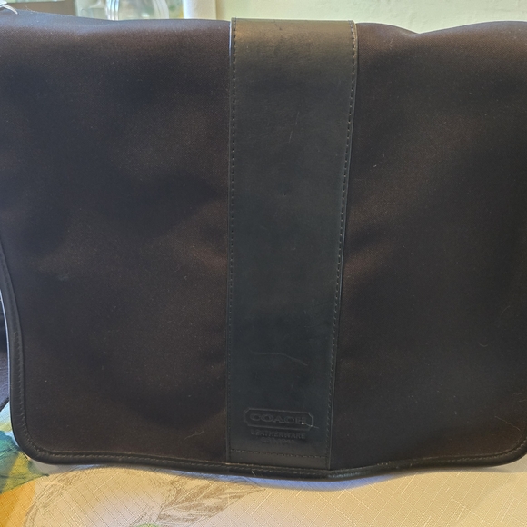 Coach Black Leatherware Men's Bag - Picture 4 of 16